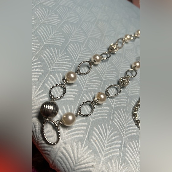 Long silver disco ball necklace and matching earrings - Picture 7 of 10